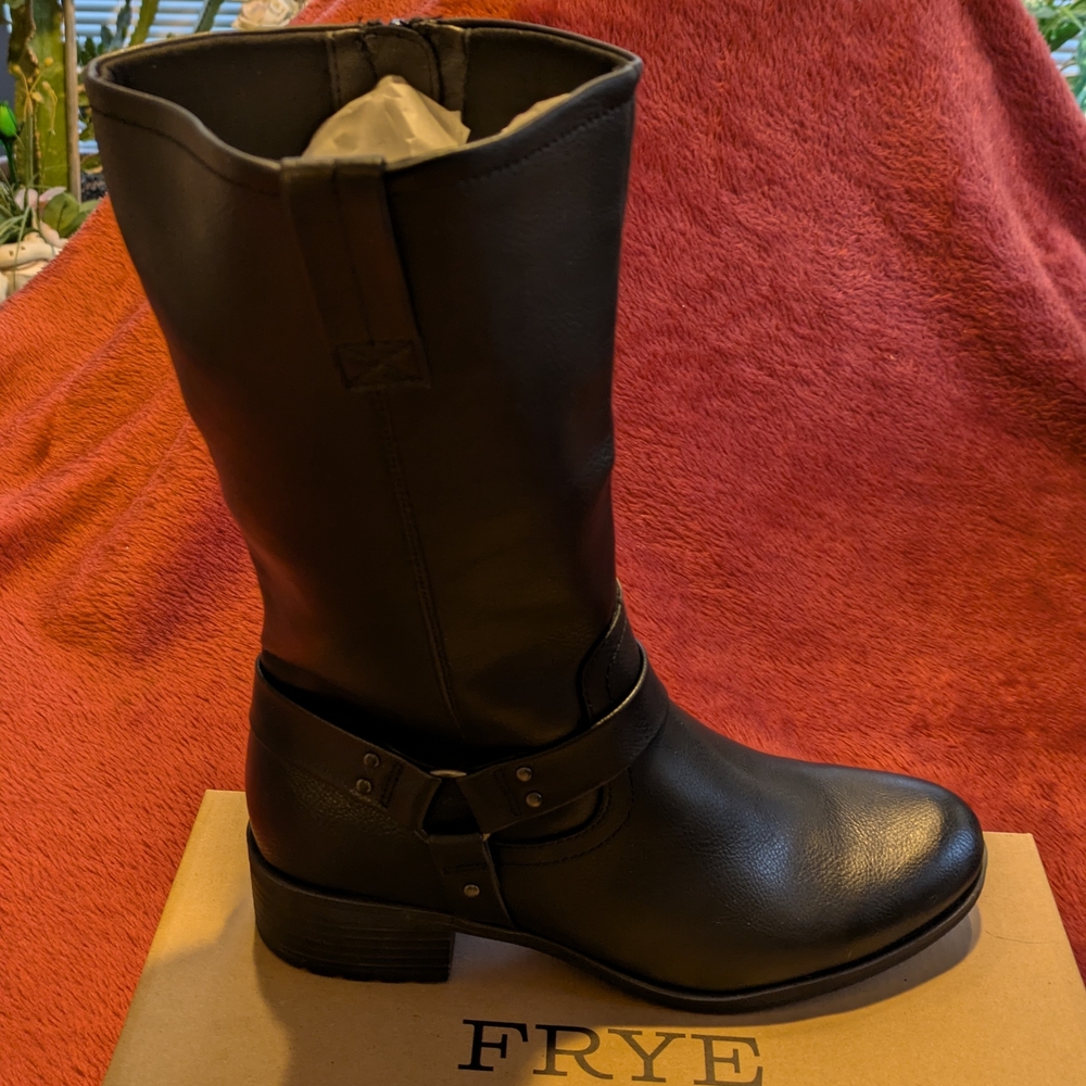 NWB Frye&Co mid calf women's black faux leather boot , size 8M